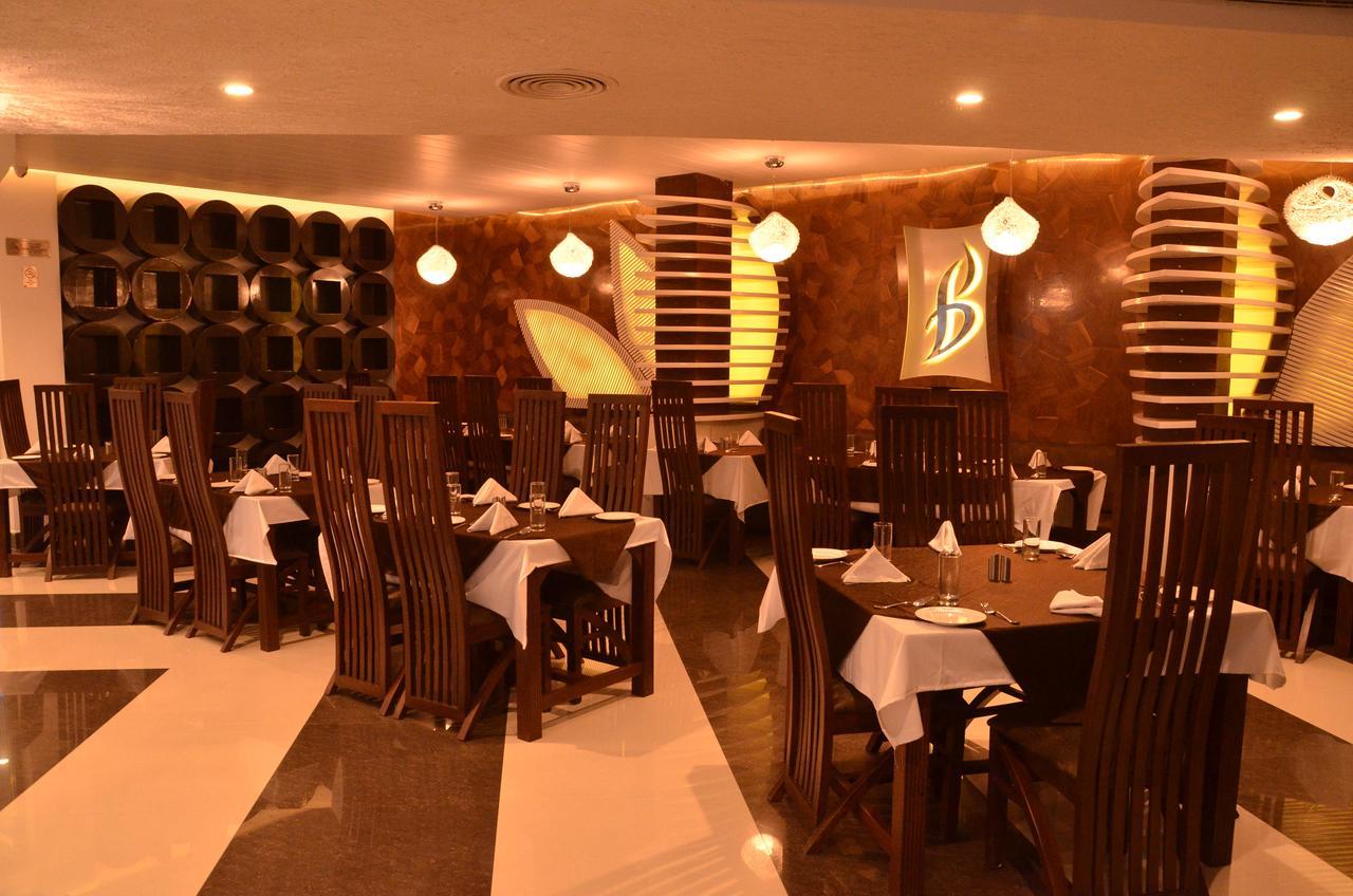 Hotel Bellevue Inn Ganganagar Екстер'єр фото